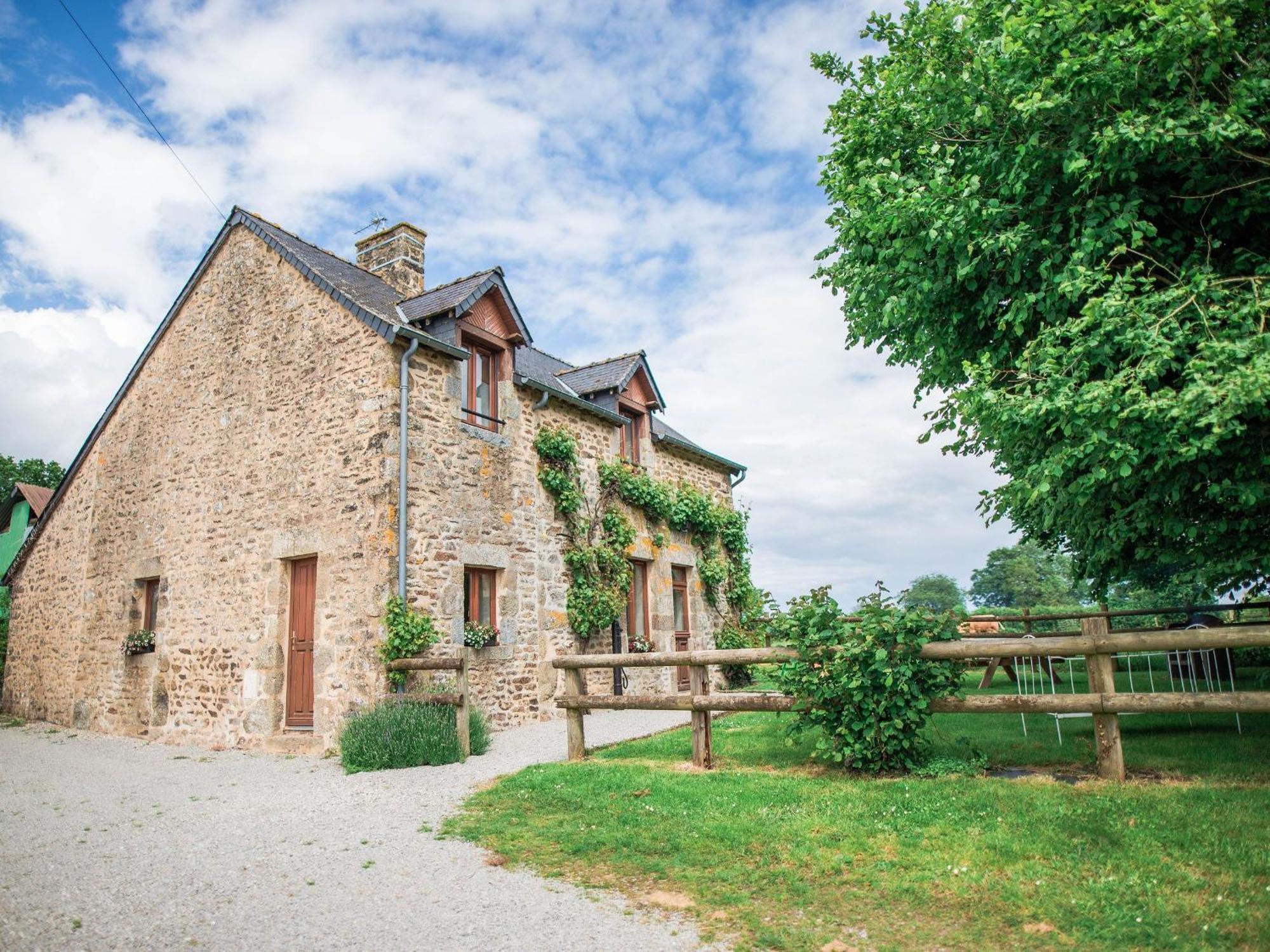 Maison De Campagne Familiale Aux Alpes Mancelles - 3 Chambres, Cheminee Et Activites Proches - Fr-1-410-149 Saint-Léonard-des-Bois Zewnętrze zdjęcie
